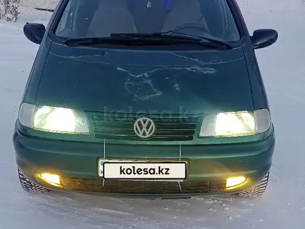 Volkswagen Sharan 1996 года за 2 250 000 тг. в Астана – фото 6