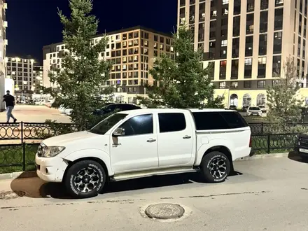 Toyota Hilux 2010 года за 6 800 000 тг. в Астана – фото 12