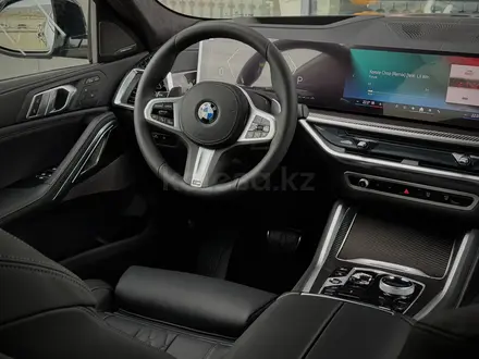 BMW X6 XDrive 40i 2025 года за 78 224 000 тг. в Усть-Каменогорск – фото 17