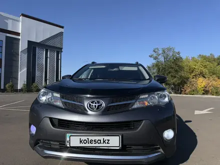 Toyota RAV4 2013 года за 9 500 000 тг. в Актобе – фото 2
