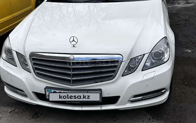 Mercedes-Benz E 250 2011 годаүшін9 100 000 тг. в Усть-Каменогорск