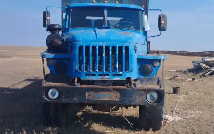 Урал  4320 2006 годаүшін5 000 000 тг. в Атырау