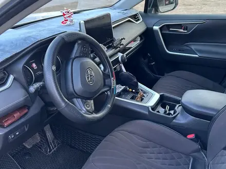 Toyota RAV4 2019 года за 12 800 000 тг. в Караганда – фото 8