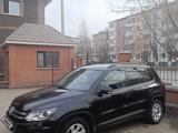 Volkswagen Tiguan 2012 года за 6 500 000 тг. в Петропавловск – фото 3