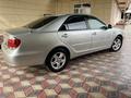 Toyota Camry 2004 года за 7 100 000 тг. в Шымкент – фото 9