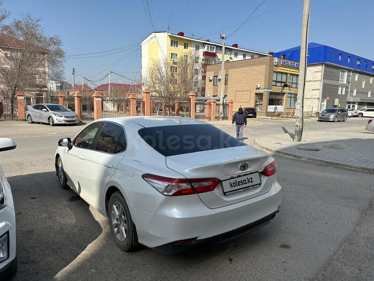 Toyota Camry 2018 г.