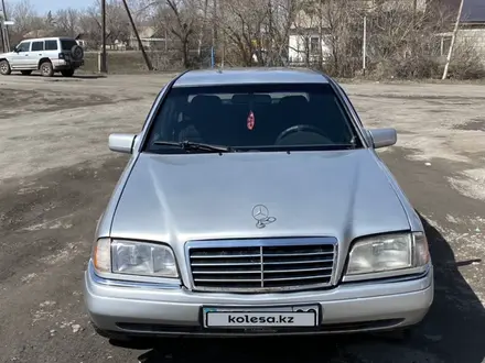 Mercedes-Benz C 220 1994 года за 1 500 000 тг. в Караганда