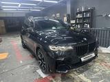 BMW X7 2019 года за 45 000 000 тг. в Алматы – фото 2