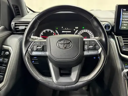 Toyota Land Cruiser Premium 2022 года за 52 700 000 тг. в Алматы – фото 13