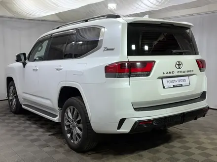 Toyota Land Cruiser Premium 2022 года за 52 700 000 тг. в Алматы – фото 2