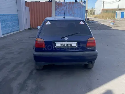 Volkswagen Golf 1996 года за 1 400 000 тг. в Караганда – фото 12