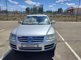 Volkswagen Touareg 2005 годаүшін3 500 000 тг. в Жезказган