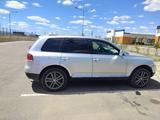 Volkswagen Touareg 2005 годаүшін3 500 000 тг. в Жезказган – фото 4