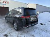 Toyota Land Cruiser 2023 года за 58 000 000 тг. в Уральск – фото 3