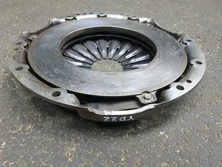 Двухмассовый демпферный маховик механика YD22 на Nissan 12310-8H800 за 150 000 тг. в Алматы – фото 13