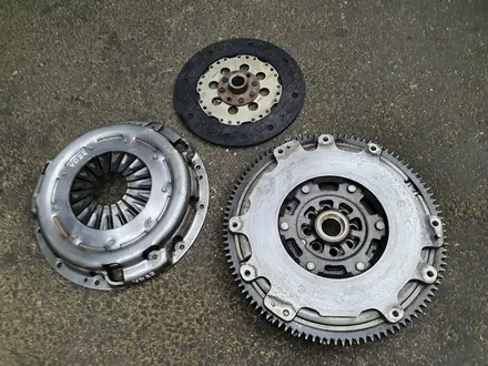 Двухмассовый демпферный маховик механика YD22 на Nissan 12310-8H800 за 150 000 тг. в Алматы – фото 22