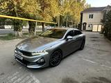 Kia K5 2020 года за 9 000 000 тг. в Алматы – фото 2