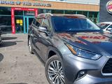 Toyota Highlander 2023 года за 22 000 000 тг. в Алматы