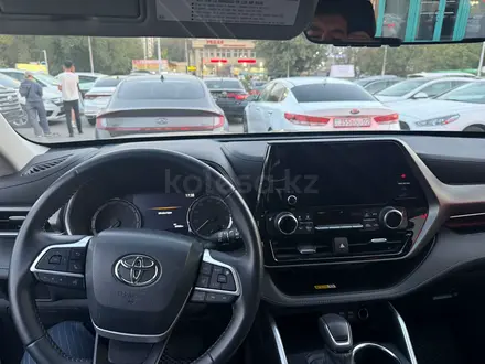 Toyota Highlander 2023 года за 21 000 000 тг. в Алматы – фото 13