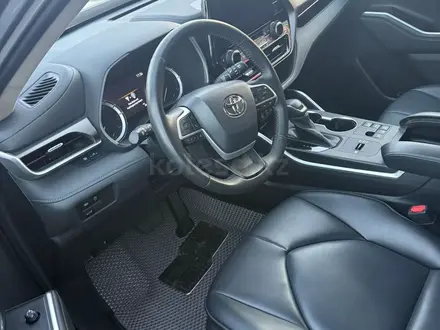 Toyota Highlander 2023 года за 21 000 000 тг. в Алматы – фото 17