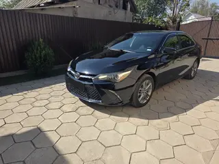 Toyota Camry, 2016