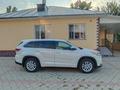 Toyota Highlander 2016 года за 9 800 000 тг. в Алматы – фото 3