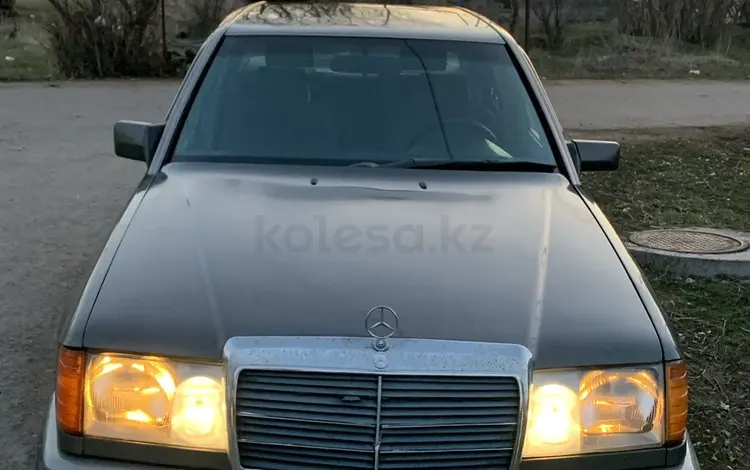 Mercedes-Benz E 230 1992 года за 2 000 000 тг. в Алматы