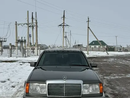 Mercedes-Benz E 230 1992 года за 2 000 000 тг. в Алматы – фото 6