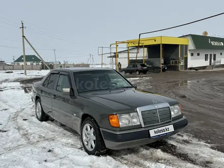 Mercedes-Benz E 230 1992 года за 2 000 000 тг. в Алматы – фото 7