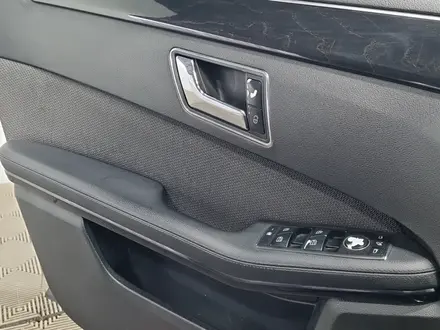 Mercedes-Benz E 200 2010 года за 5 610 000 тг. в Алматы – фото 23