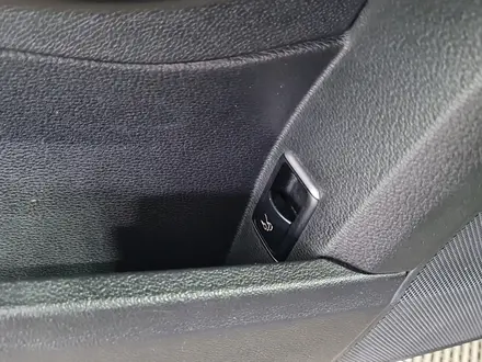 Mercedes-Benz E 200 2010 года за 5 610 000 тг. в Алматы – фото 24