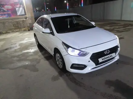 Hyundai Accent 2020 годаүшін8 200 000 тг. в Алматы – фото 3