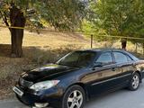 Toyota Camry 2005 годаүшін4 600 000 тг. в Шымкент – фото 2