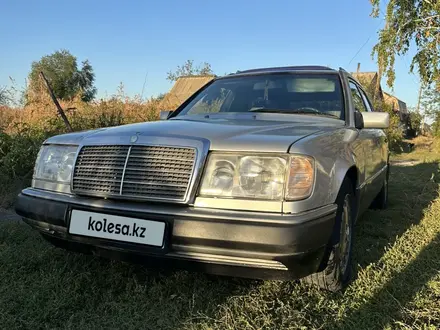 Mercedes-Benz E 250 1991 года за 1 500 000 тг. в Уральск – фото 6