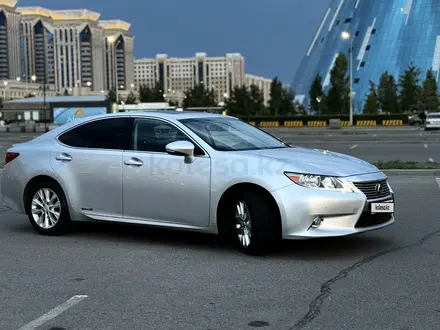 Lexus ES 300h 2014 года за 12 700 000 тг. в Астана – фото 8