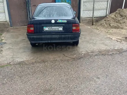 Opel Vectra 1992 года за 580 000 тг. в Мерке – фото 4