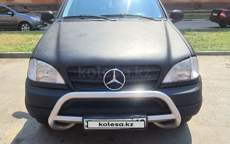 Mercedes-Benz ML 430 2000 года за 2 950 000 тг. в Костанай