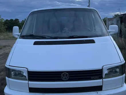 Volkswagen Caravelle 1991 года за 2 600 000 тг. в Есиль