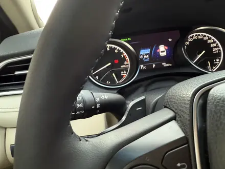 Toyota Camry 2019 года за 15 500 000 тг. в Алматы – фото 19