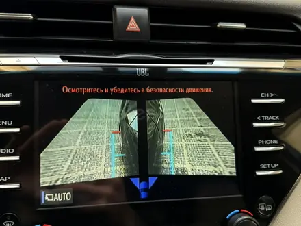 Toyota Camry 2019 года за 15 500 000 тг. в Алматы – фото 35