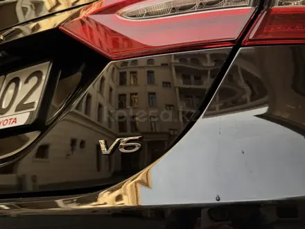 Toyota Camry 2019 года за 15 500 000 тг. в Алматы – фото 7