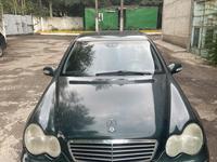 Mercedes-Benz C 180 2001 годаfor3 000 000 тг. в Алматы