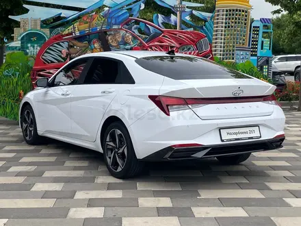 Hyundai Avante 2021 года за 7 890 000 тг. в Алматы – фото 13