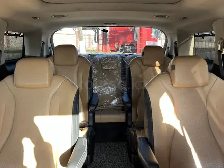 Kia Carnival 2021 года за 17 500 000 тг. в Шымкент – фото 14
