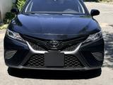 Toyota Camry 2020 года за 12 500 000 тг. в Алматы – фото 4
