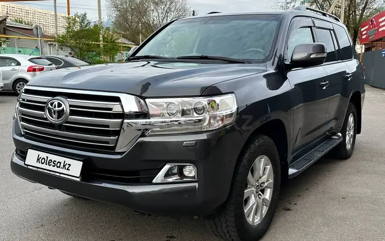 Toyota Land Cruiser 2016 годаүшін26 900 000 тг. в Алматы