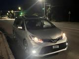 Toyota Sienna 2015 года за 10 300 000 тг. в Уральск – фото 2