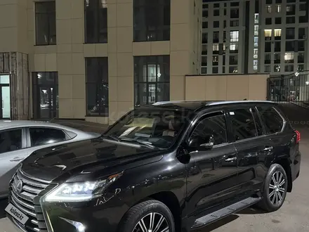 Lexus LX 570 2019 года за 50 000 000 тг. в Астана