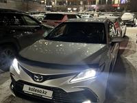 Toyota Camry 2023 года за 18 200 000 тг. в Алматы