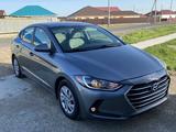 Hyundai Elantra 2016 годаүшін5 700 000 тг. в Атырау – фото 2